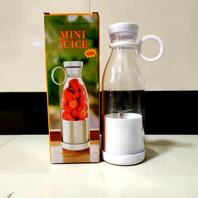 Compact USB Rechargeable 6-Blade Fruit Blender and Smoothie Maker